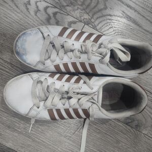 K-Swiss White Sneakers with Brown Stripes